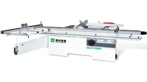 Circular de formatizat cu masă mobilă și incizor Nanxing MJ1132F pentru panouri PAL și MDF