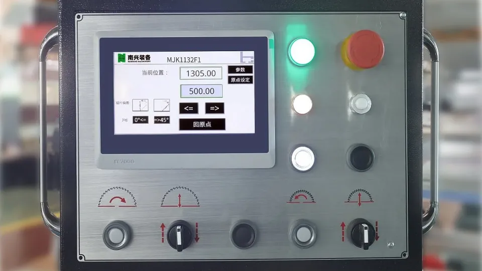 MJK1132F1 — sistem de control CNC