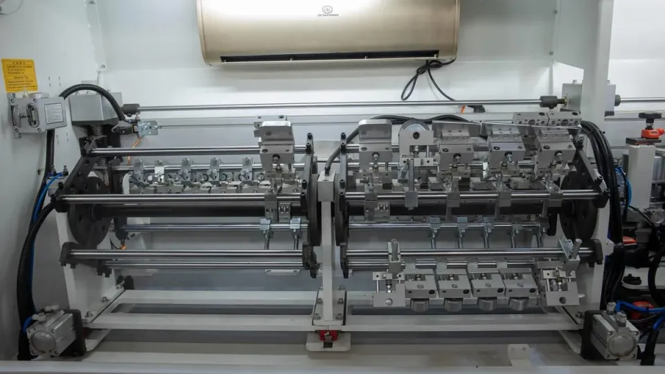 Mașină de aplicat cant softforming NB380 Nanxing — vedere de ansamblu