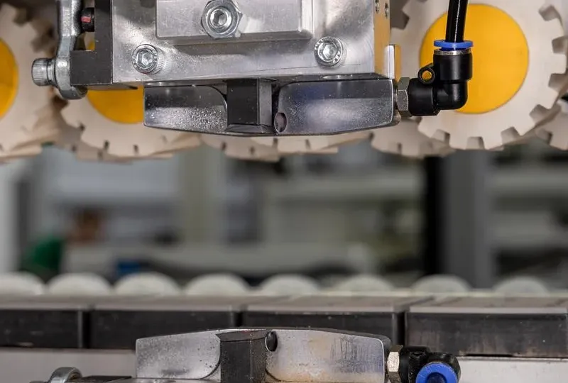 Mașină de aplicat cant softforming NB380 Nanxing — vedere de ansamblu