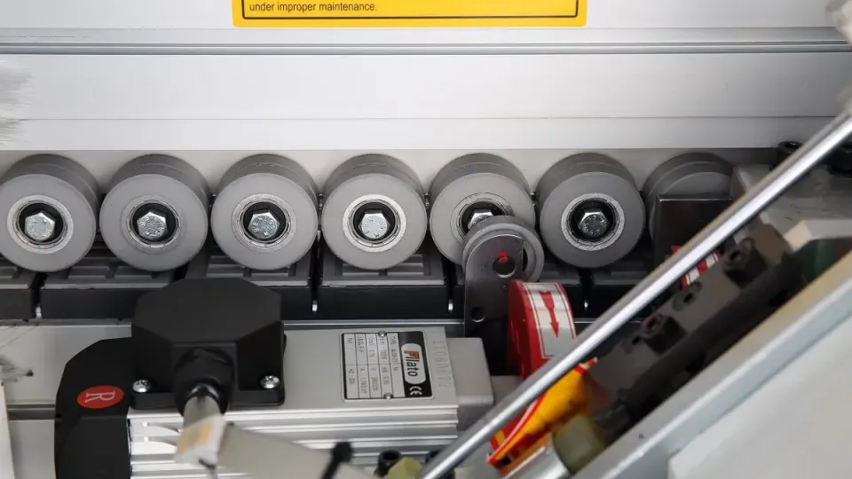Mașină de aplicat cant pentru piese înguste NB650NF Nanxing — vedere de ansamblu