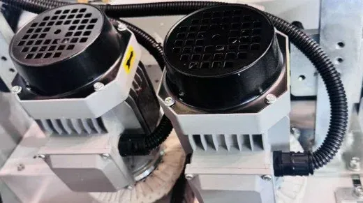 Mașină de aplicat cant automată NB860EC Nanxing — vedere de ansamblu