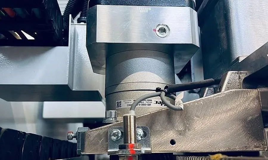 CNC de găurire pe 6 laturi cu axa C ND612CT Nanxing — vedere de ansamblu