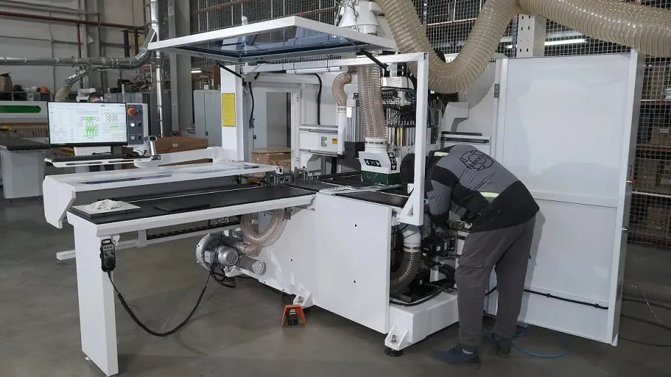 CNC de găurire pe 6 laturi ND612D Nanxing — vedere de ansamblu