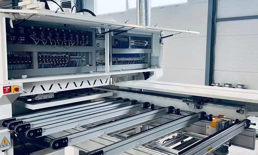 CNC de găurire pe 6 laturi ND612D Nanxing — vedere de ansamblu