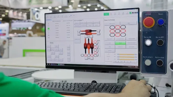 CNC de găurire pe 6 laturi cu 2 blocuri și axa C ND612DCT Nanxing — vedere de ansamblu — video prezentare