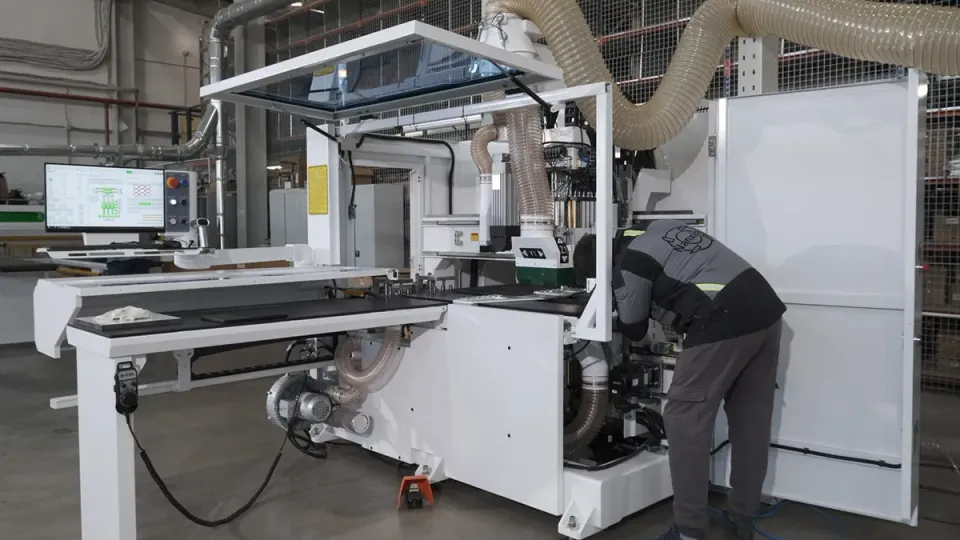 CNC de găurit pe 6 laturi compact ND612E Nanxing — vedere de ansamblu